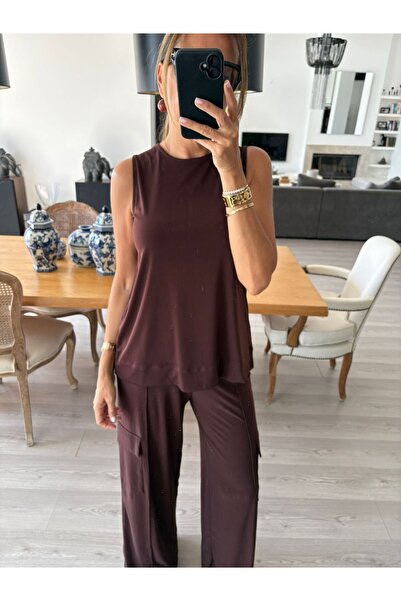 BASE Tekstil طاقم الرقبة بلا أكمام بلوزة