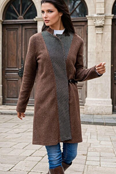 NEW LAVİVA Smeđa, Kožna Kopča, Detalj Lanca, Ogrlica sa Urezima, Vezeni Kaput