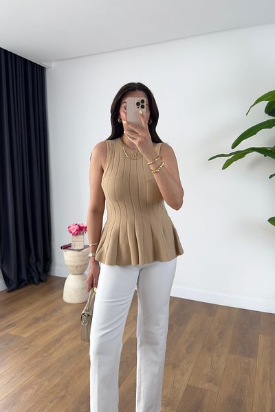 BİRCANÇİL Dodi Beige Waist Fitted Flounce Blouse