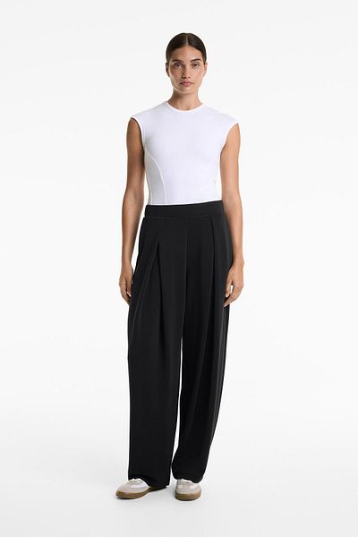Oysho Cocoon trousers with soft-touch modal