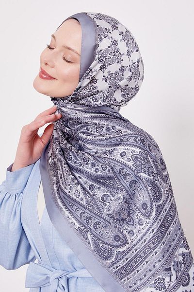 Levidor Silver Spiral Pattern Indian Silk Shawl