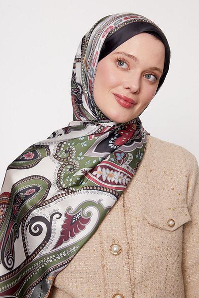 Levidor Black Edge Geometric Pattern Indian Silk Shawl