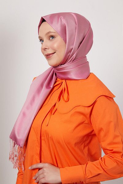 Levidor Pink Silk Shawl
