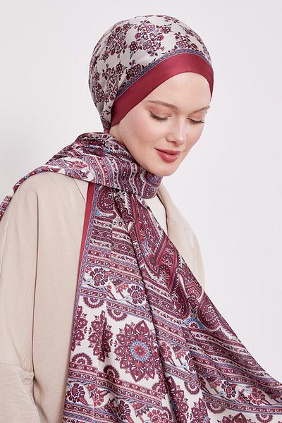 Levidor Red Spiral Pattern Indian Silk Shawl
