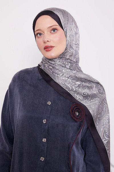 Levidor Gray Spiral Indian Silk Shawl