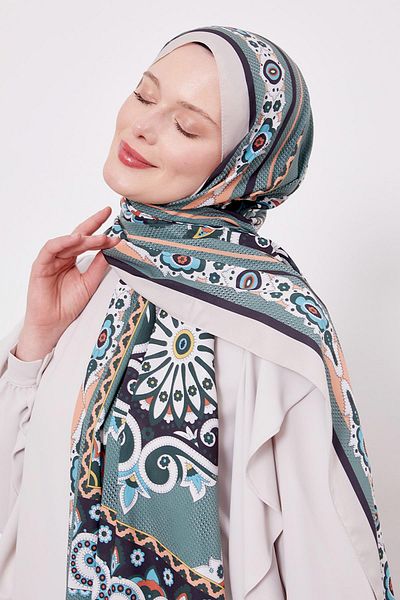 Levidor Beige Edge Speckle Pattern Indian Silk Shawl