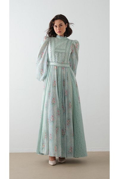 miha Hicran Önal Dress with Lace Garnish Mint