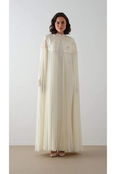 miha Hicran Önal Top Size Beaded Pilese Dress Ecru