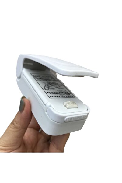 GABIANO Mini aparat de sigilat pungi cu baterii, sigilare termică, spate magnetic, portabil, 9,7x3 cm, alb