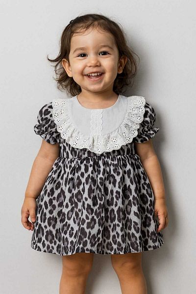 VİYOLİNA Leopard Print Ruffle Dress