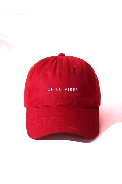 caxis قبعة Chill Vıbes مطبوعة باللون الأحمر للجنسين، موديل كلاسيكي قابل للتعديل