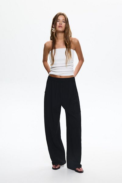Pull & Bear بنطلون من مزيج الكتان بقصّة البالون