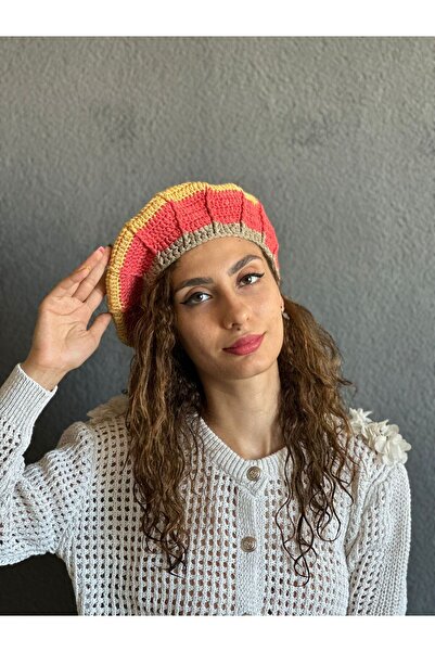 Gönülden Tasarım Hand Knitted French Painter Women's Beanie