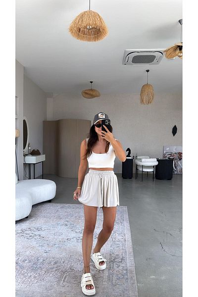 Buket Teke Beige Silk Texture Shorts Lined Sports Skirt