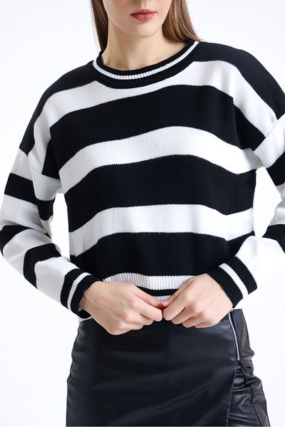 sole stories Women's Premium Soft Texture Crew Neck Striped Long Sleeve Crop Sweatshirt