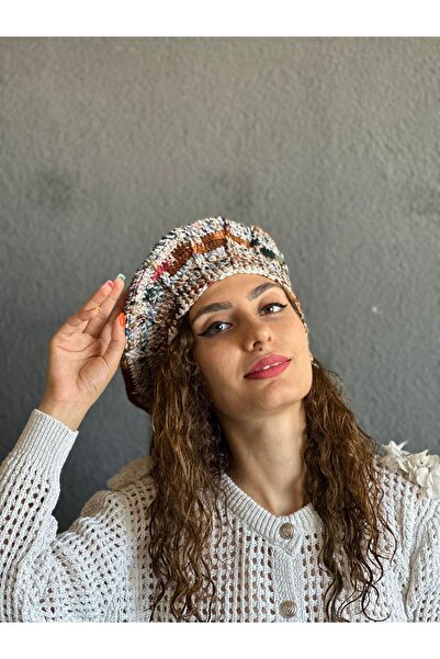 Gönülden Tasarım Hand Knitted French Painter Women's Beanie