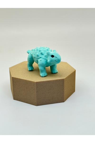 fyne تماثيل الديناصورات الصغيرة في حديقة الجوراسي (العالم) |   متعرج