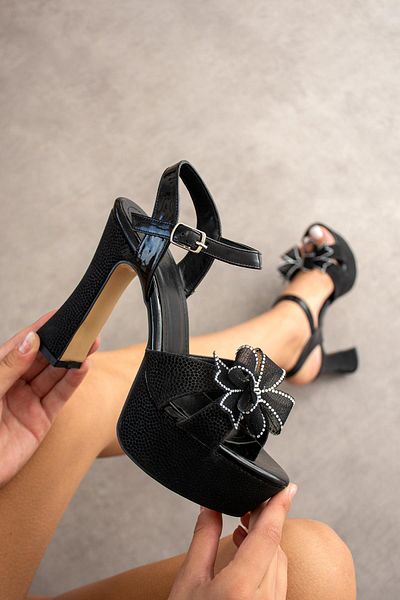 ShoeTek Lotsa Women's Heeled Shoes Platform Cross Strap Bow Black Glitter