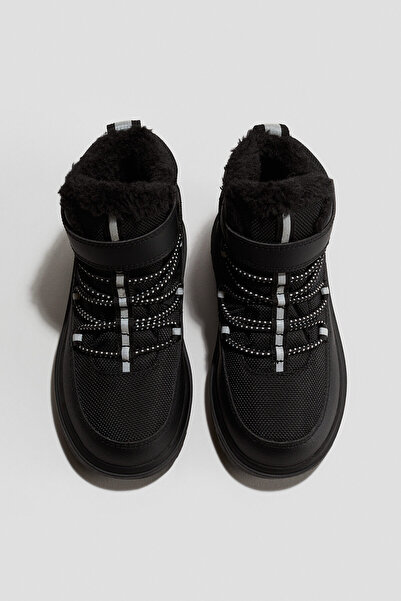 H&M Yüksek Boğazlı Su Geçirmez Spor Ayakkabı