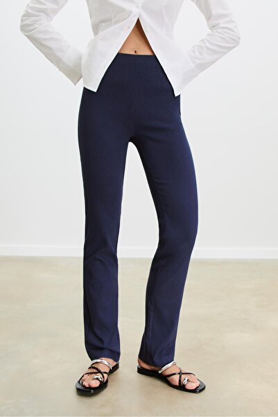 Stradivarius Dar kesim denim görünümlü pantolon