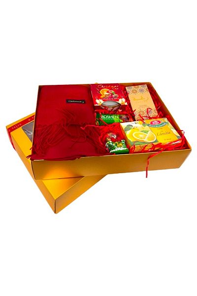 velve Merry Christmas package, with thin shawl, Raghba Arabic perfume, Fares tea and globe decoration, RED