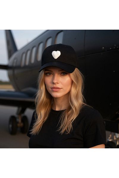 JACA Design Figure Embroidered Diameter Hat