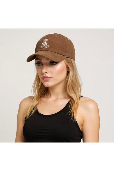 JACA Design Figure Embroidered Diameter Hat