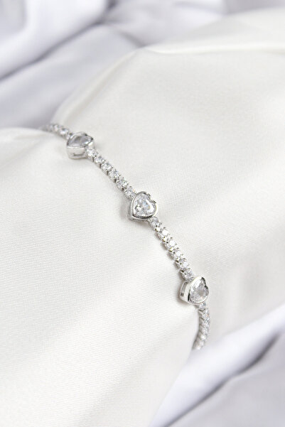 Skygo سوار نسائي من النحاس والزركون على شكل قلب موديل فضي اللون مع مصعد - TJ-...