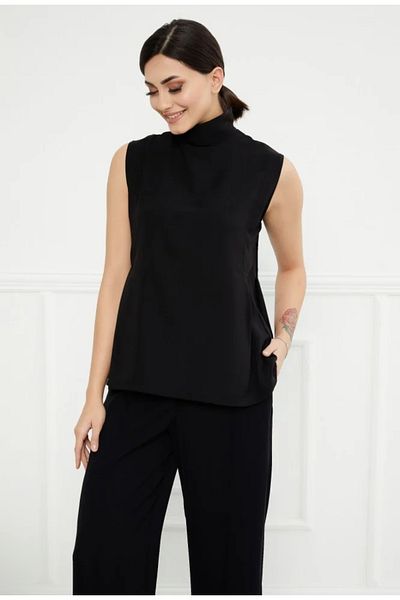 HIJAB VIP Crop top and pants set