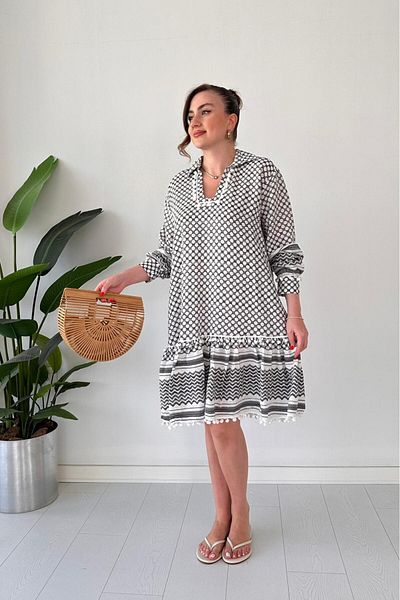 MaziButik Pom-Pom Dress Black
