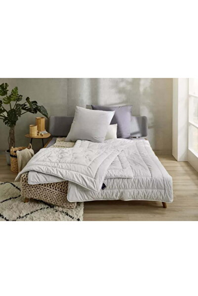 Billerbeck Spring/autumn quilt, 200x220 cm, camel hair, Brillant Uno,