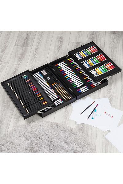 shumee Art painting set in a wooden case, 174 pieces.