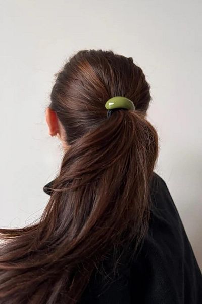 New Obsessions Acrylic Elastic Ponytail Buckle