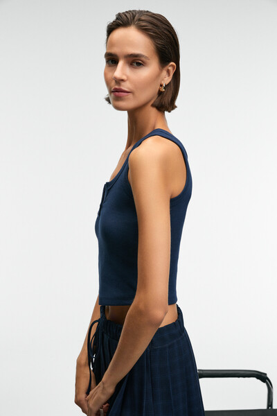 ETHIQUET MAVSERA Kadın Kalın Askılı U Yaka Patlı Düğmeli Crop Slim Lacivert Atlet