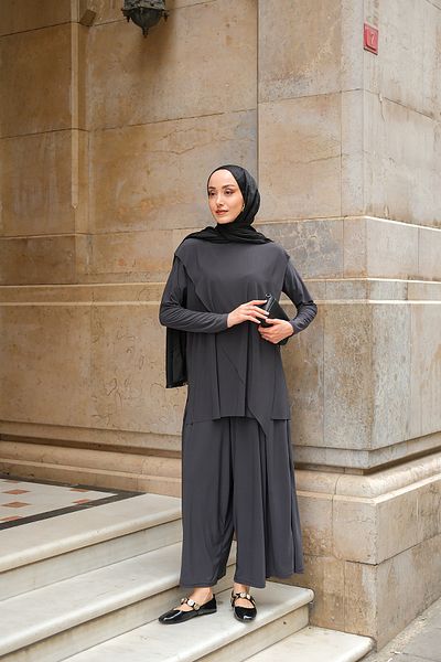LOCCO Women's Asymmetrical Loose Suit Gray