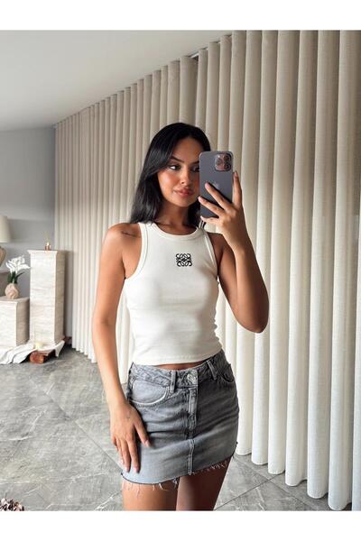 mydukkan.co Μπλούζα με κέντημα στο μπροστινό μέρος και μανίκια με ραφές