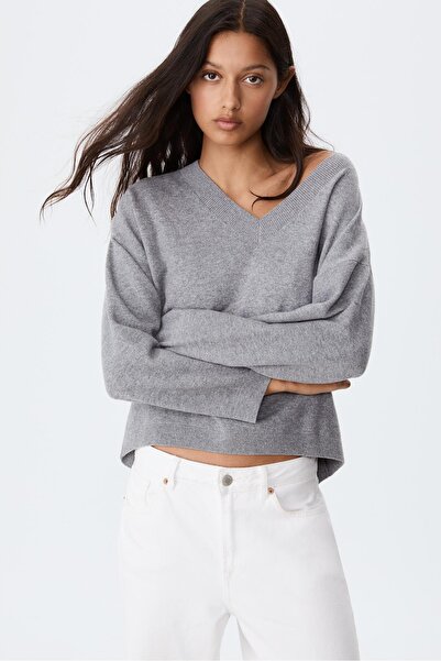 Stradivarius Basic yumuşak dokunuşlu örgü kazak