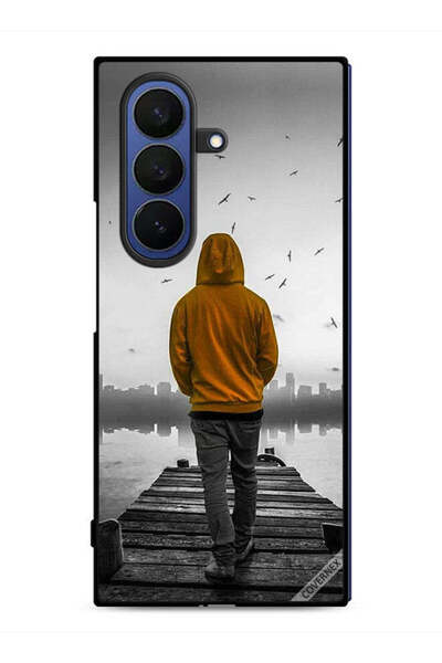 Covernex غطاء حماية لهاتف Samsung Galaxy Z Fold7 بتصميم فتى حزين يمشي