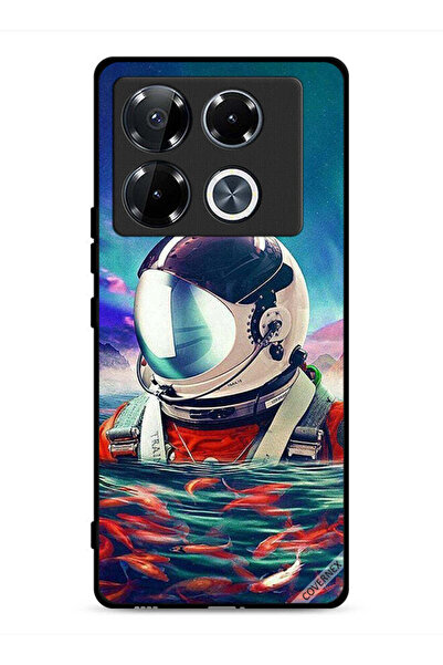 Covernex غطاء حماية لهاتف Infinix Note 40 Pro 5G بتصميم رائد فضاء في بحر الأسماك