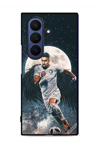 Covernex غطاء حماية لهاتف سامسونج جالاكسي زد فولد 7، سالم الدوسري يحمل كرة قدم