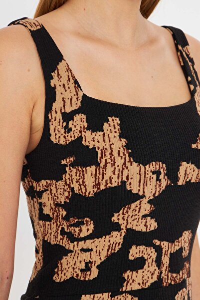 armonika Kadın Siyah-Bej Kare Yaka Vücuda Oturan Şortlu Mini Elbise ARM-25Y001095