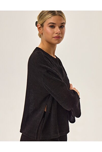 ESOTIQ Women's Pajama Set Longsleeve T-Shirt with Wide Sleeves & Shorts Waffle Structure | Jessy