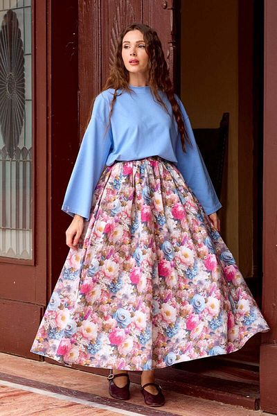 Ceylan Otantik Blue Body & Pink Rose Patterned Balloon Skirt Set
