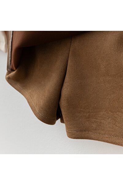 My Lusa baby wear Girls' Suit with Floral Accessories, Suede Shorts and Skirt