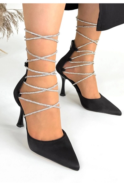 Lisinya Blomy Black Satin Heeled Shoes