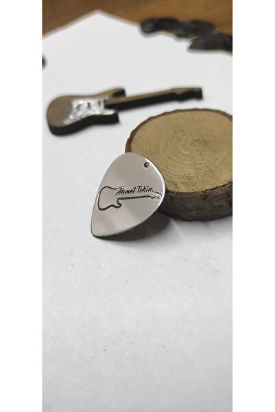 penakolik Gitar Penası İsme Özel Gümüş Renk Sipariş Sonrası İsim Belirtebilir...