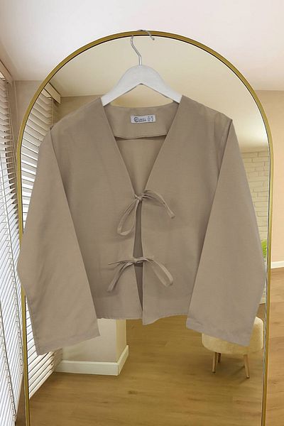 Fumel Beige Short Kimono with Front Bag
