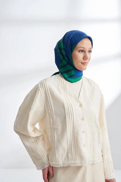 ARMANDA Bnttn Twill Silk Scarf 4302