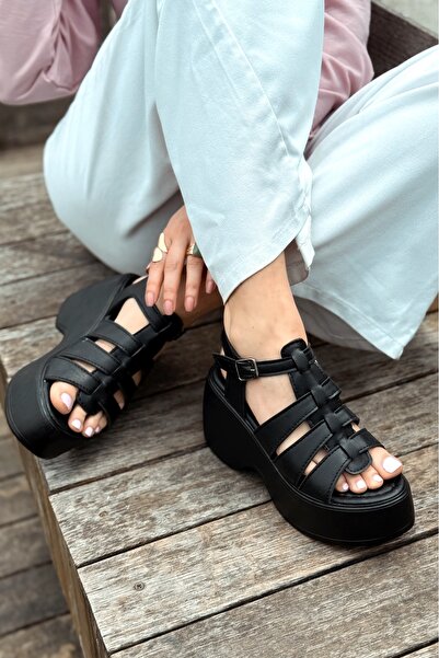 I Love Shoes Oneyas Matte Leather Women's Heeled Sandals Black