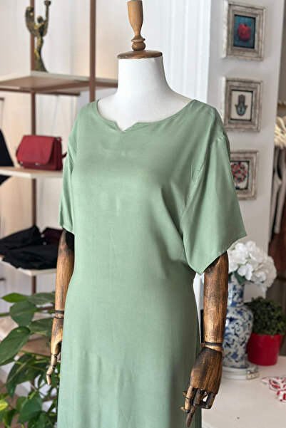 Unique Boutique Yeşil Kısa Kol Pamuklu Viskon Kumaş Büyük Beden Elbise
